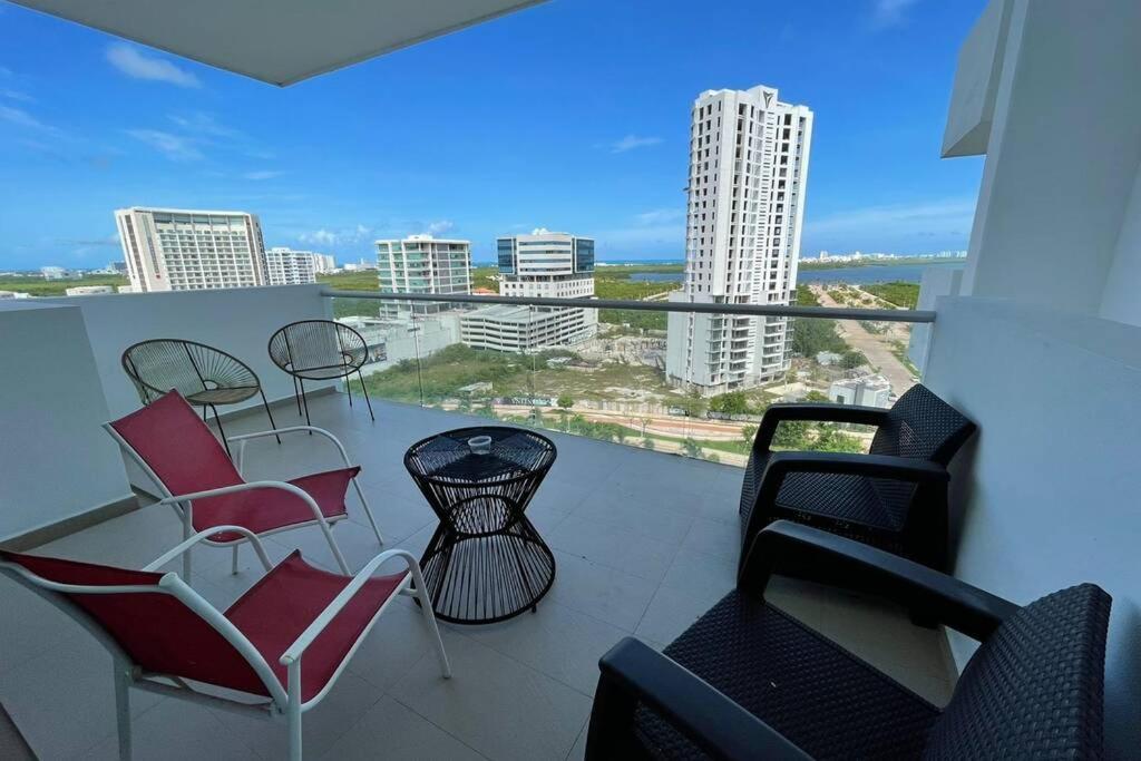 Malecon Americas By Andiani Travel Cancun Ngoại thất bức ảnh